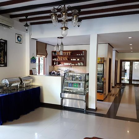 Av Hotel Vientián Kültér fotó