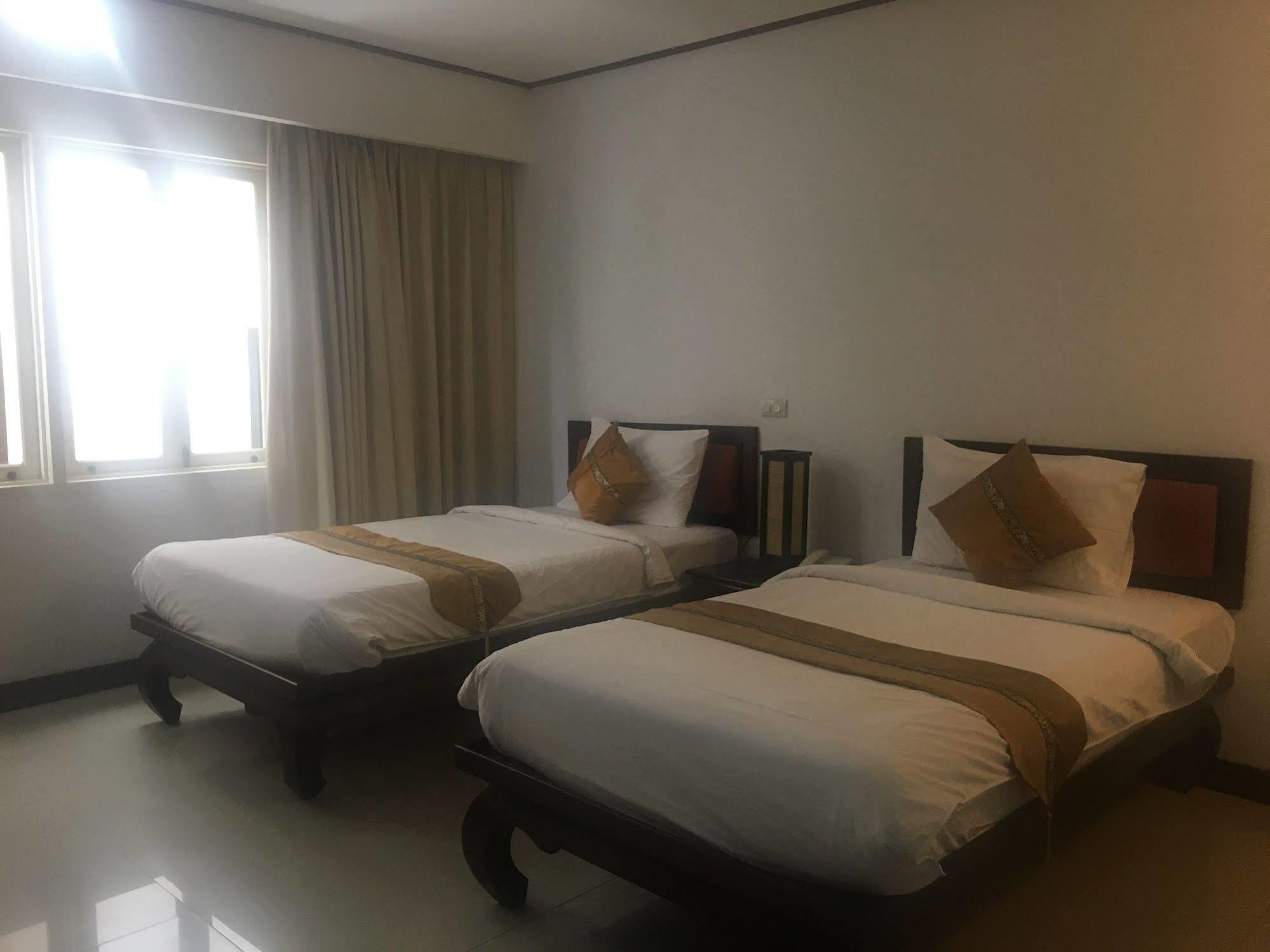 Av Hotel Vientián Kültér fotó